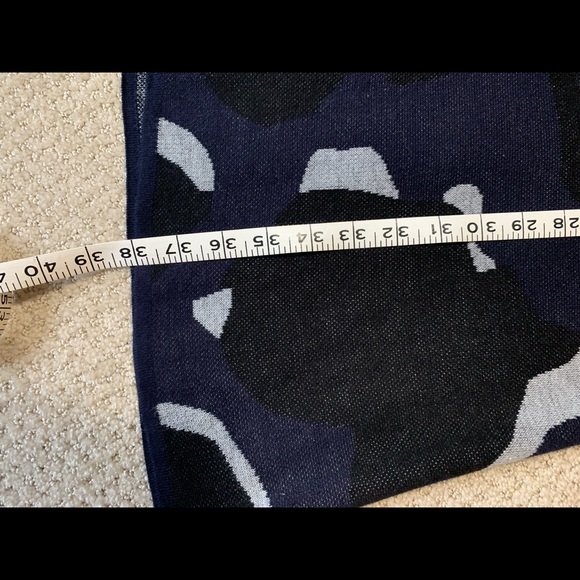 John and Jenn Sweater Dress - Picture 6 of 7